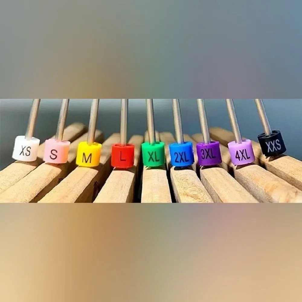 🔸️Multicolored Plastic Clothing Clip On Hanger Size Tags